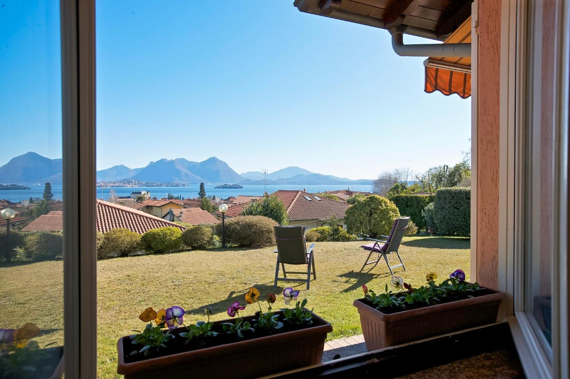 Casa Graziola Villa Бавено Екстериор снимка