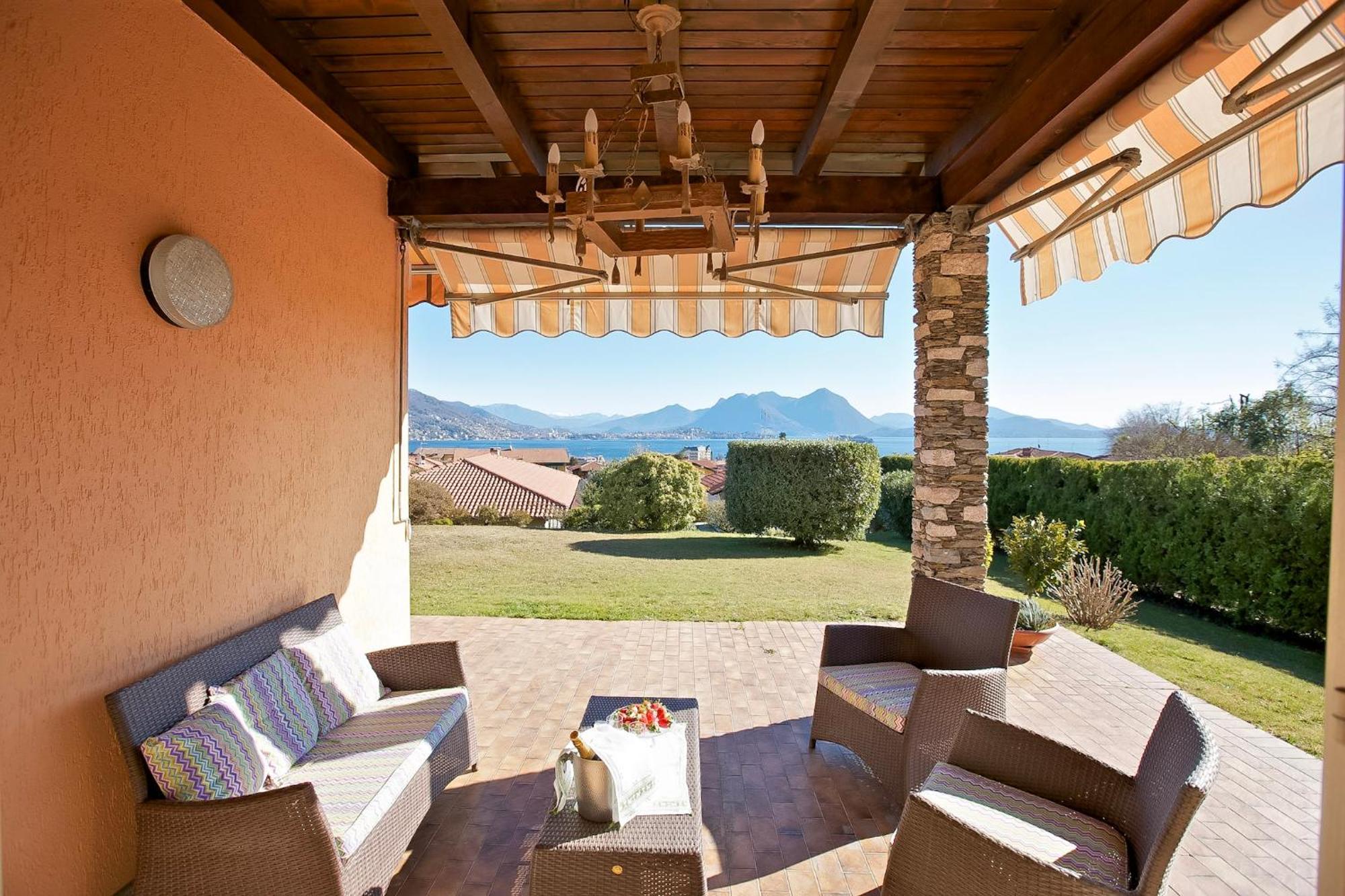 Casa Graziola Villa Бавено Екстериор снимка